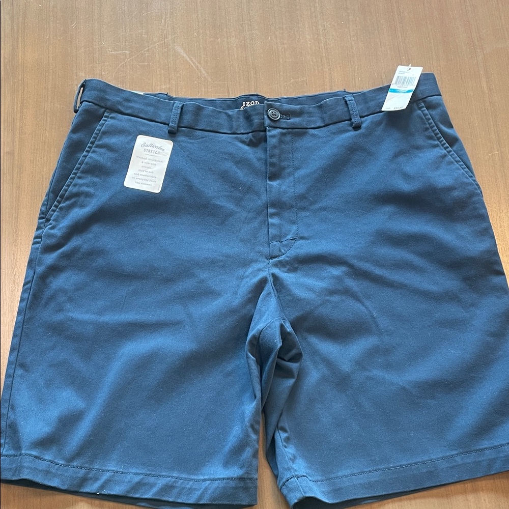 Izod Men's Classic Blue Flat Front Shorts